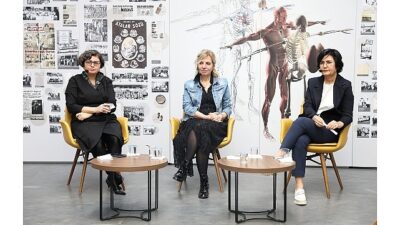 Nilüfer Belediyesi’nin düzenlediği söyleşide, sigara ve elektronik sigara bağımlılığı bilimsel