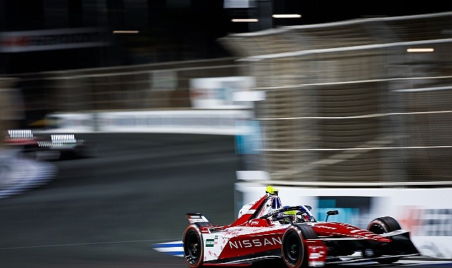 Nissan Formula E Takımı'ndan Oliver Rowland, 2025/26 ABB FIA Formula