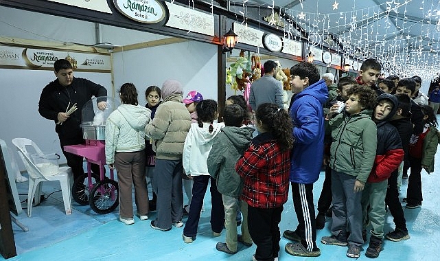 Kartepe Belediyesi’nin düzenlediği Ramazan etkinlikleri, her yaştan vatandaşı bir araya