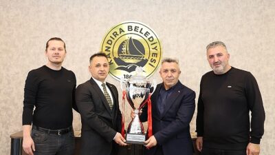 Kocaeli Süper Amatör Lig B Grubu'nda şampiyonluğunu ilan eden Kandıra