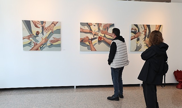 Küçükçekmece Belediyesi Sefaköy Galeri Küp'te, 7 sanatçının eserlerinden oluşan ‘Zemin