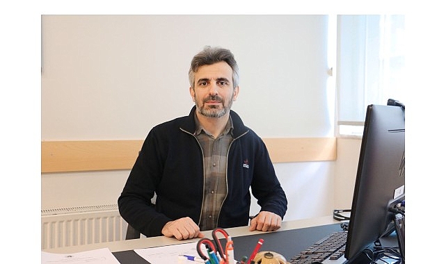 Üsküdar Üniversitesi Türkçe Öğretim Uygulama ve Araştırma Merkezi (ÜSTÖMER) Müdürü,