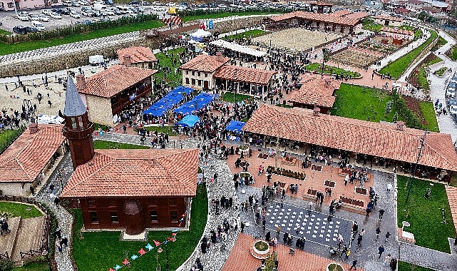 Dedetaş:    “Çocuk Köyü’ndeki, 1200 metrekare büyüklüğünde çocuk