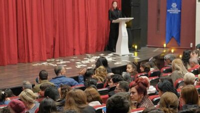 Aydın Büyükşehir Belediyesi, Çanakkale Zaferi’nin 111’inci yıldönümünde program düzenledi.