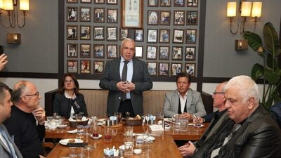 Nilüfer’deki amatör spor kulüp temsilcileriyle bir araya gelen Nilüfer Belediye