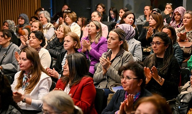 Bornova Belediyesi, 1–31 Mart Endometriozis Farkındalık Ayı kapsamında Yeşilova Höyüğü