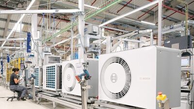 Almanya – Kuzey Amerika'da azalan talep ve Avrupa'da devam eden belirsizliğin