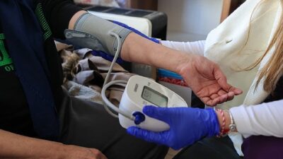 Buca Belediyesi’nin “Köşe Bucak Sağlık” ismiyle başlattığı sağlık seferberliği tüm