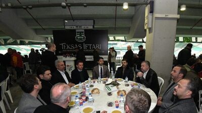 Teksaslı Bursasporlular Derneği’nin Atatürk Spor Kompleksi Matlı Stadyumu’nda düzenlediği geleneksel