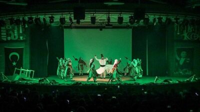 Karşıyaka Belediyesi Halk Dansları Topluluğu, 18 Mart’ta sahneleyeceği “Çanakkale 1915