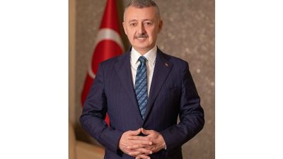 Kocaeli Büyükşehir Belediye Başkanı Tahir Büyükakın, Çanakkale Zaferi'nin 111’inci yıl