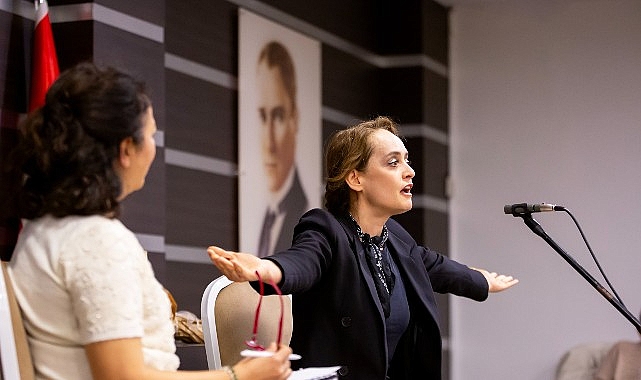 Narlıdere Belediyesi Atatürk Kültür Merkezi, Dünya Tiyatrolar Günü’nde anlamlı bir