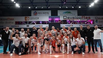 Eczacıbaşı Dynavit, adını CEV Zeren Group Şampiyonlar Ligi finaline yazdırabilmek için 2 set