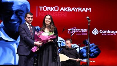 Usta sanatçı Edip Akbayram’ın aramızdan ayrılışının birinci yılı, “Bir Mirasın