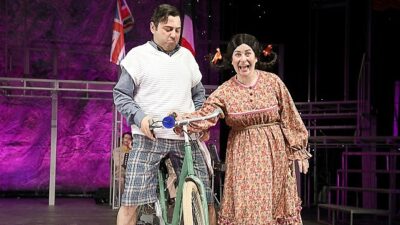 Düzenlediği turnelerle farklı illerin kültür sanat yaşamına katkıda bulunmayı amaçlayan