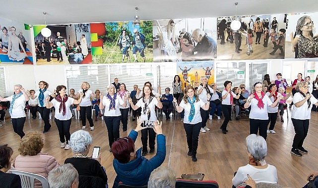 Karşıyaka Belediyesi, Yaşlılar Haftası’nı Bilge Çınarlar Sağlıklı Yaş Alma Merkezi’nde