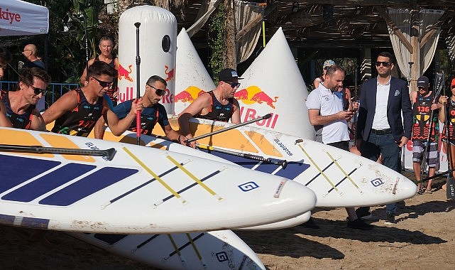 Kemer’de daha önce uluslararası düzeyde düzenlenen SUP yarışları, bu yıl