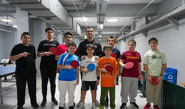 Maltepe Belediyesi’nce Maltepeli çocukların sporun farklı dallarıyla tanışmaları için yüzme,