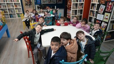 Maltepe Belediyesi, Dünya Kütüphane Haftası kapsamında anaokulu öğrencilerini Yalvaç Ural