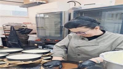 Hollanda’ya yerleşmeye hazırlanan Özgür Karasar, yeni hayatına güçlü bir başlangıç