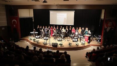 İzmir Büyükşehir Belediyesi Menderes Özdere Türk Sanat Müziği Korosu, Menderes