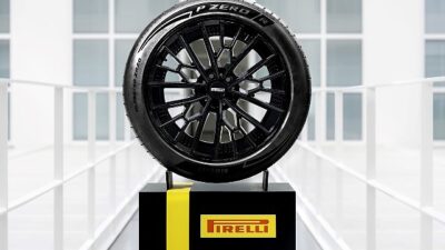 Spor otomobiller için orijinal ekipman lastikleri olan Pirelli P Zero