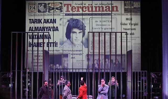Bakırköy Belediye Tiyatroları (BBT) tarafından sahnelenen ve Tarık Akan’ın yaşadığı