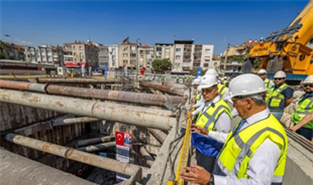 Ekonomik krizin etkilerine rağmen İzmir’de son iki yılda yatırımlar aksamadı.