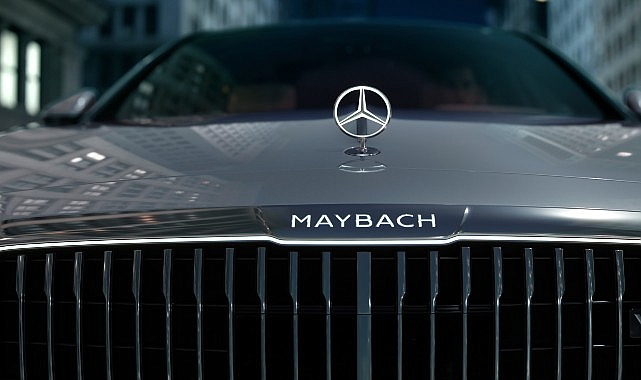 “The Art of Arrival” felsefesiyle ayrıcalığı yeniden tanımlayan Mercedes-Maybach, zamansız