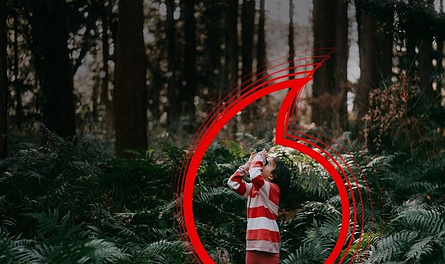 Dijital altyapısı ve akıllı teknolojileriyle toplumu geleceğe bağlarken çevresel ayakizini