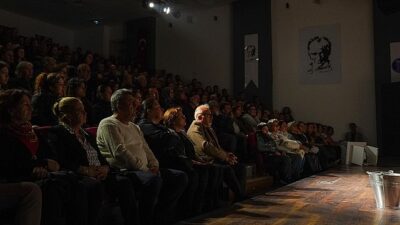 Didim Belediyesi’nin kültür ve sanat buluşmaları kapsamında, usta oyuncu Nazan