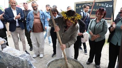 Ege mutfağının köklü geçmişini ve zengin lezzetlerini bir araya getiren