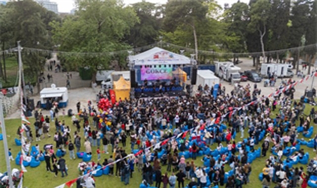 23 Nisan Ulusal Egemenlik ve Çocuk Bayramı İzmir Büyükşehir Belediyesi