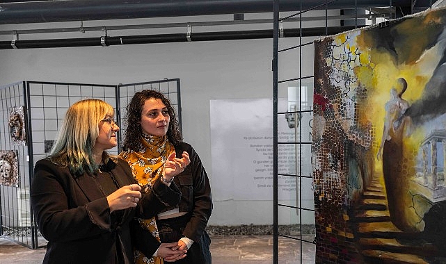 Bornova Belediyesi’nin ev sahipliğinde, Yeşilova Höyüğü Ziyaretçi Merkezi’nde düzenlenen “Antik