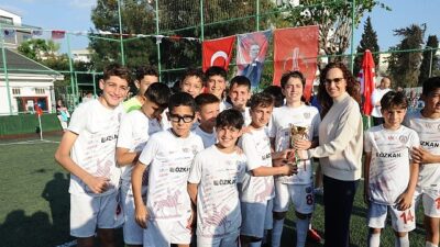 Karşıyaka Belediyesi, 23 Nisan dolayısıyla düzenleyeceği etkinliklerle bayram coşkusunu spor