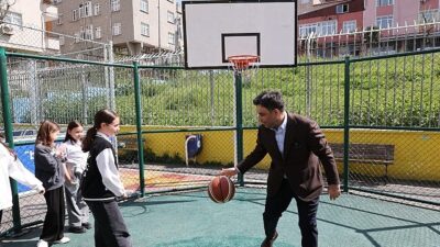 Bağcılar Belediyesi, ilçedeki ilkokulların bahçelerinden merkezi noktalara kadar 35 noktayı