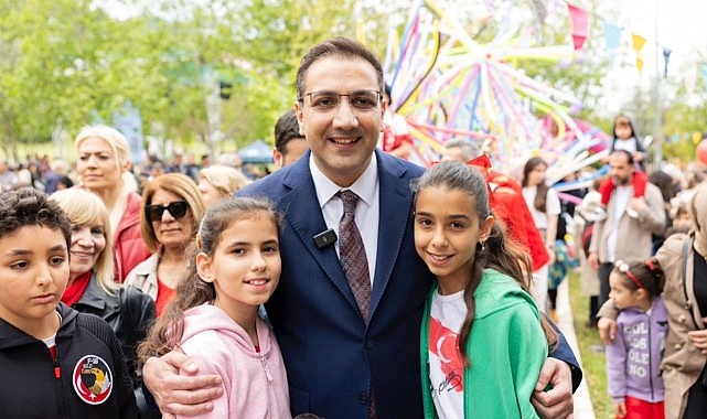 Balçova’da 23 Nisan Ulusal Egemenlik ve Çocuk Bayramı, gün boyu