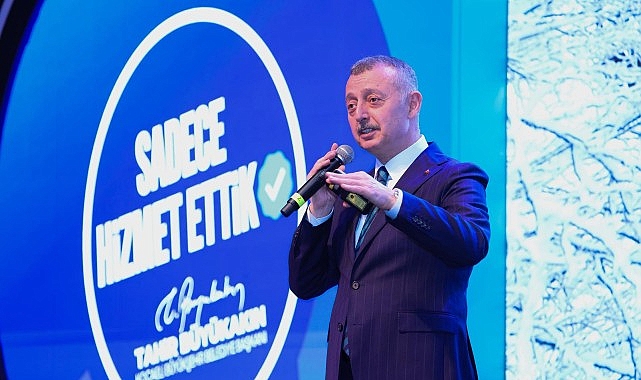 Kocaeli Büyükşehir Belediye Başkanı Tahir Büyükakın, kent genelinde açtıkları yeni