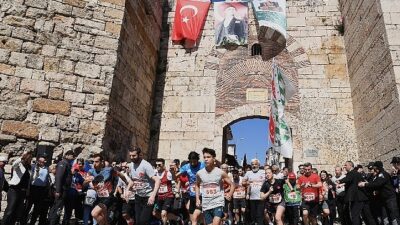 Osmangazi Belediyesi’nin bu yıl 21’incisini düzenlediği “Osman Gazi’yi Anma ve