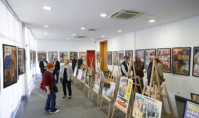Antalya Büyükşehir Belediyesi, “Yeşilçam Film Afişleri Sergisi” ile sanatseverleri buluşturdu.