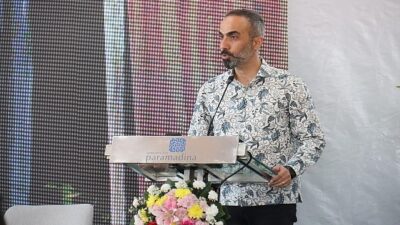 Üsküdar Üniversitesi Kurucu Rektörü Prof.