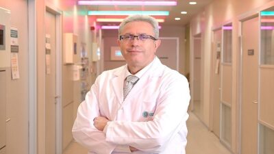 Üsküdar Üniversitesi NPİSTANBUL Hastanesi Gastroenteroloji ve Dahiliye Uzmanı Prof.