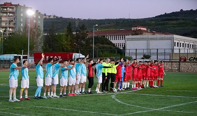 Gemlik Belediyesi’nin organizasyonuyla düzenlenen ve gelenekselleşme yolunda hızla ilerleyen Emek