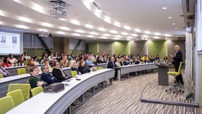 Acıbadem Üniversitesi, geçtiğimiz günlerde çocuk immünolojisi, gen tedavisi ve aşılar