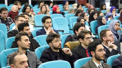 Türkiye Gençlik Vakfı (TÜGVA) Konya İl Temsilciliği tarafından gençlerin akademik,