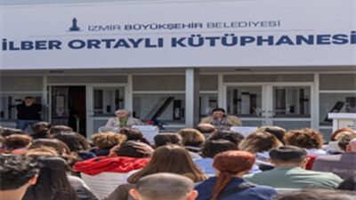 İzmir Büyükşehir Belediyesi'nin ev sahipliğinde düzenlenen  İZKİTAP-7.