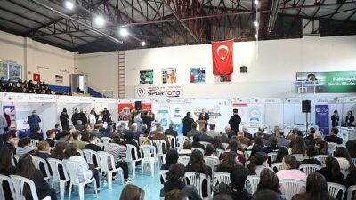 İnegöl Belediyesi ile Milli Eğitim Müdürlüğü’nün lise öğrencilerine yönelik bu