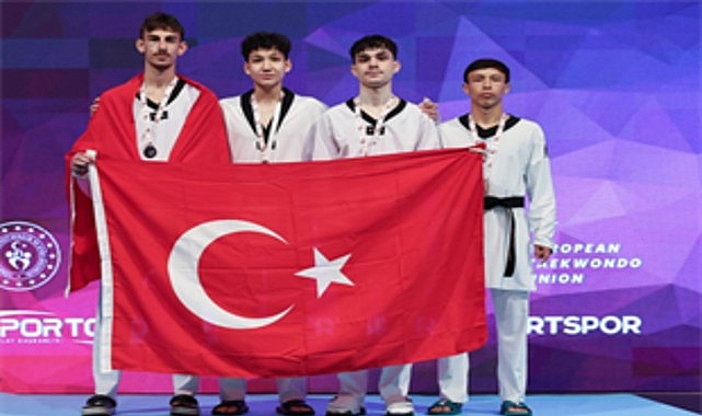 İzmir Büyükşehir Belediyesi Spor Kulübü’nün başarılı tekvandocuları, Türkiye Açık Turnuvası’nda