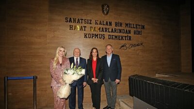 Karşıyaka Oda Orkestrası (KODA) konserleriyle kentlileri sanatla buluşturmaya devam eden