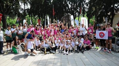 Karşıyaka Belediyesi tarafından her Anneler Günü’nde geleneksel olarak düzenlenen Zübeyde